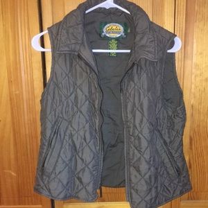 Green cabela’s vest